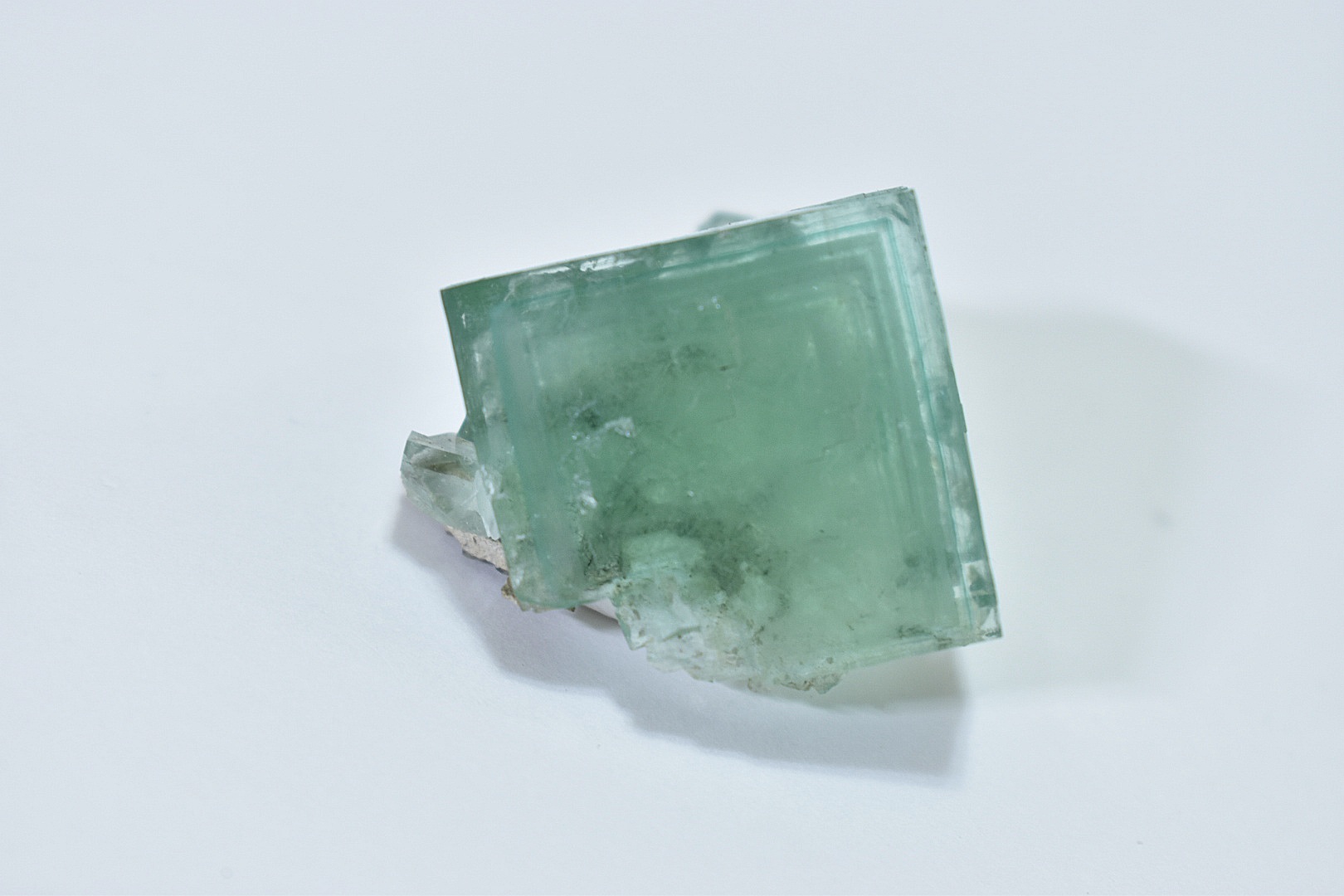 LEAMON | Curated Mineral Gallery